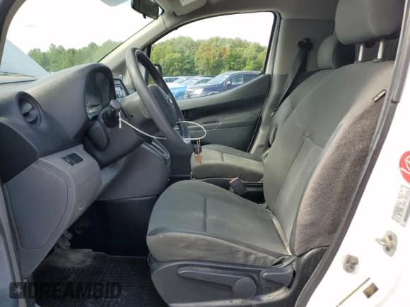 ✅ 2016 Nissan NV200 S • VIN: 3N6CM0KN1GK699181 • Lot: 68268995. Listed on Copart with 122,302 mi. Free auction sales archive from the USA and detailed vehicle history report at DreamBid. Image 7.