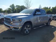 ✅ 2022 Ram 1500 Laramie • VIN: 1C6SRFJT7NN380272 • Лот: 43219073. Опубликован ранее на IAAI с пробегом 33 517 миль. Бесплатный доступ к архиву аукционных продаж из США и подробный отчёт об истории автомобиля на DreamBid. Изображение 2.