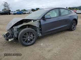 ✅ 2023 Tesla Model 3 • VIN: 5YJ3E1EA3PF507282 • Lot: 54726495. Wystawiony na Copart z przebiegiem 56 919 mil. Bezpłatny archiwum sprzedaży aukcyjnych z USA i szczegółowy raport historii pojazdu na DreamBid. Zdjęcie 1.