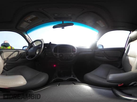 ✅ 2003 Toyota Sequoia Limited • VIN: 5TDBT48A63S183801 • Лот: 41397553. Опубликован ранее на IAAI с пробегом 238 397 миль. Бесплатный доступ к архиву аукционных продаж из США и подробный отчёт об истории автомобиля на DreamBid. Изображение 24.