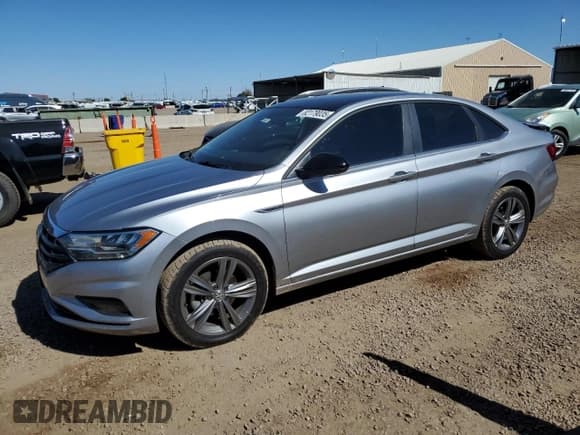 ✅ 2019 Volkswagen Jetta S • VIN: 3VWCB7BUXKM267496 • Лот: 82179035. Опубликован ранее на Copart с пробегом 79 439 миль. Бесплатный доступ к архиву аукционных продаж из США и подробный отчёт об истории автомобиля на DreamBid. Изображение 1.