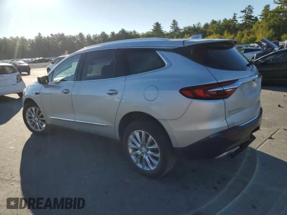✅ 2021 Buick Enclave Essence • VIN: 5GAEVAKW8MJ253180 • Lot: 81772695. Listed on Copart with 80,711 mi. Free auction sales archive from the USA and detailed vehicle history report at DreamBid. Image 2.