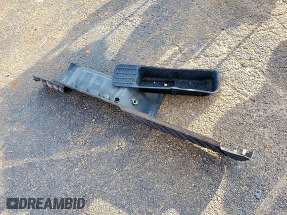 ✅ 2012 Ford F-150 XLT • VIN: 1FTEW1CM0CKD10893 • Lot: 92793955. Wystawiony na Copart z przebiegiem 237 513 mil. Bezpłatny archiwum sprzedaży aukcyjnych z USA i szczegółowy raport historii pojazdu na DreamBid. Zdjęcie 12.