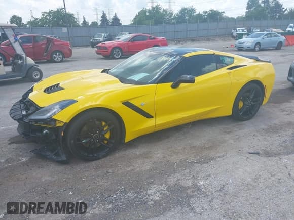 ✅ 2014 Chevrolet Corvette Z51 3LT • VIN: 1G1YM2D75E5134080 • Lot: 42596166. Listed on IAAI with 12,195 mi. Free auction sales archive from the USA and detailed vehicle history report at DreamBid. Image 2.
