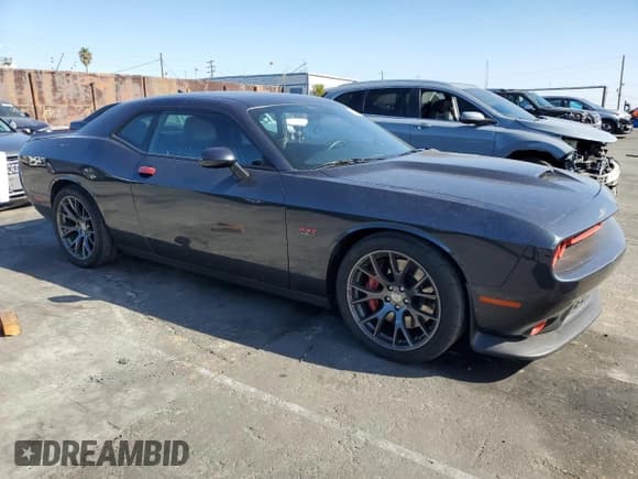 ✅ 2016 Dodge Challenger SRT 392 • VIN: 2C3CDZDJ1GH326392 • Lot: 91478375. Wystawiony na Copart z przebiegiem 37 721 mil. Bezpłatny archiwum sprzedaży aukcyjnych z USA i szczegółowy raport historii pojazdu na DreamBid. Zdjęcie 4.