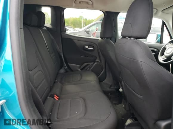 ✅ 2021 Jeep Renegade Latitude • VIN: ZACNJDBB7MPM43901 • Lot: 56366625. Wystawiony na Copart z przebiegiem 81 171 mil. Bezpłatny archiwum sprzedaży aukcyjnych z USA i szczegółowy raport historii pojazdu na DreamBid. Zdjęcie 11.