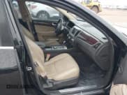 ✅ 2013 Hyundai Equus Signature • VIN: KMHGH4JH4DU057959 • Lot: 43066787. Listed on IAAI with 104,840 mi. Free auction sales archive from the USA and detailed vehicle history report at DreamBid. Image 5.