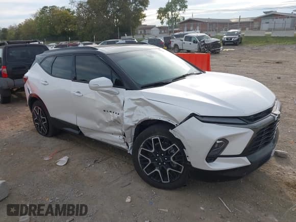 ✅ 2025 Chevrolet Blazer RS • VIN: 3GNKBKRSXSS141650 • Lot: 43471494. Listed on IAAI with 13,597 mi. Free auction sales archive from the USA and detailed vehicle history report at DreamBid. Image 1.