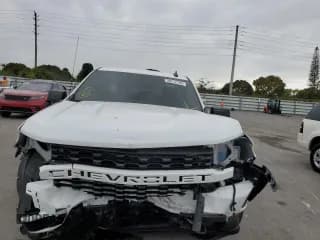 ✅ 2021 Chevrolet Silverado 1500 Custom • VIN: 1GCPWBEK1MZ287563 • Lot: 38712103. Wystawiony na Copart z przebiegiem 18 976 mil. Bezpłatny archiwum sprzedaży aukcyjnych z USA i szczegółowy raport historii pojazdu na DreamBid. Zdjęcie 5.