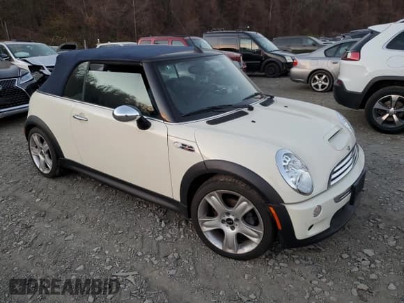 ✅ 2006 MINI Convertible S • VIN: WMWRH335X6TK58782 • Lot: 80621394. Wystawiony na Copart z przebiegiem 21 574 mil. Bezpłatny archiwum sprzedaży aukcyjnych z USA i szczegółowy raport historii pojazdu na DreamBid. Zdjęcie 4.