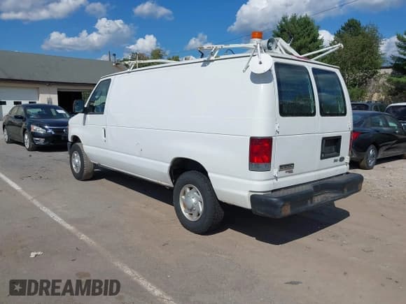 ✅ 2012 Ford Econoline Cargo Recreational • VIN: 1FTNE2EL9CDA43092 • Lot: 43149056. Wystawiony na IAAI z przebiegiem 116 944 mil. Bezpłatny archiwum sprzedaży aukcyjnych z USA i szczegółowy raport historii pojazdu na DreamBid. Zdjęcie 3.