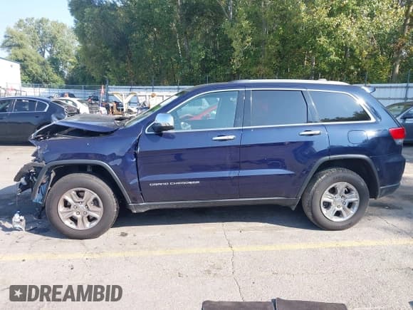 ✅ 2016 Jeep Grand Cherokee Laredo • VIN: 1C4RJFAG3GC434277 • Лот: 43255766. Опубликован ранее на IAAI с пробегом Не указан. Бесплатный доступ к архиву аукционных продаж из США и подробный отчёт об истории автомобиля на DreamBid. Изображение 15.