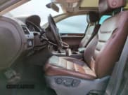 ✅ 2013 Volkswagen Touareg Exec • VIN: WVGEF9BP3DD001656 • Lot: 49436605. Listed on Copart with 186,277 mi. Free auction sales archive from the USA and detailed vehicle history report at DreamBid. Image 7.