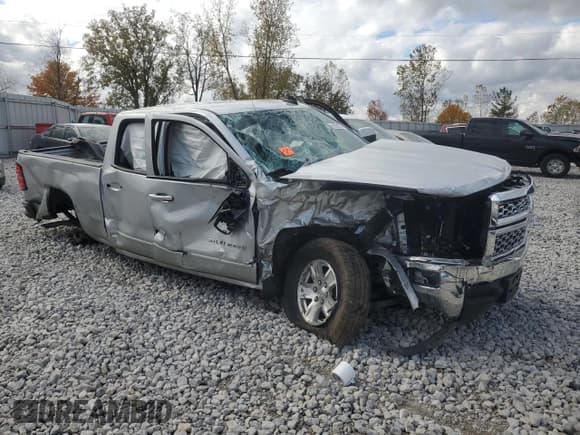 ✅ 2015 Chevrolet Silverado 1500 LT • VIN: 1GCRCREC9FZ305099 • Lot: 85392345. Wystawiony na Copart z przebiegiem Nie podano. Bezpłatny archiwum sprzedaży aukcyjnych z USA i szczegółowy raport historii pojazdu na DreamBid. Zdjęcie 4.