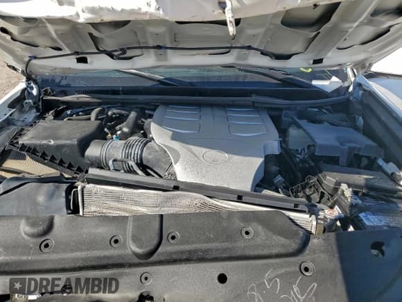 ✅ 2023 Lexus GX 460 Premium • VIN: JTJAM7BX7P5356015 • Lot: 95340455. Wystawiony na Copart z przebiegiem 37 757 mil. Bezpłatny archiwum sprzedaży aukcyjnych z USA i szczegółowy raport historii pojazdu na DreamBid. Zdjęcie 12.