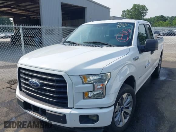 ✅ 2017 Ford F-150 XL • VIN: 1FTEX1CP1HFA69532 • Лот: 42599302. Опубликован ранее на IAAI с пробегом 246 315 миль. Бесплатный доступ к архиву аукционных продаж из США и подробный отчёт об истории автомобиля на DreamBid. Изображение 17.