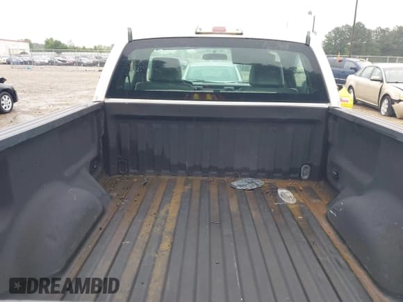 ✅ 2011 Ford F-150 XL • VIN: 1FTMF1CM1BFC07033 • Lot: 42368375. Listed on IAAI with 176,861 mi. Free auction sales archive from the USA and detailed vehicle history report at DreamBid. Image 8.