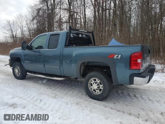 ✅ 2007 Chevrolet Silverado 2500HD 2LT • VIN: 1GCHK29627E589355 • Lot: 43611315. Wystawiony na Copart z przebiegiem 179 485 mil. Bezpłatny archiwum sprzedaży aukcyjnych z USA i szczegółowy raport historii pojazdu na DreamBid. Zdjęcie 2.