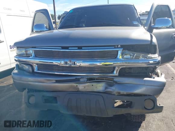 2001 Chevrolet Tahoe LT z VIN 1GNEK13T01R199325, wystawiony jako IAAI lot #43351865 z przebiegiem 252 632 mil mil oraz . Historia ofert i sprzedaży dostępna na DreamBid. Obrazek 6.