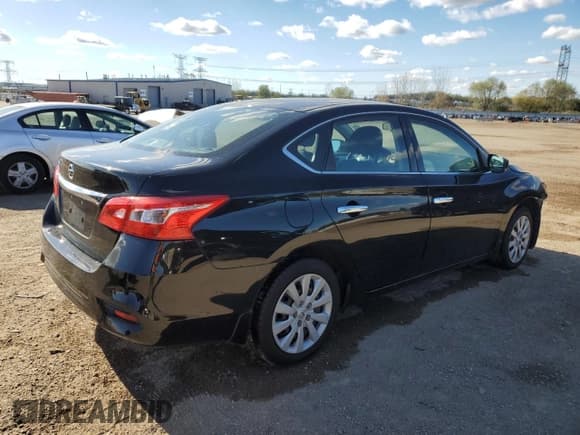 ✅ 2017 Nissan Sentra SV • VIN: 3N1AB7AP5HY369444 • Lot: 86677825. Wystawiony na Copart z przebiegiem 57 194 mil. Bezpłatny archiwum sprzedaży aukcyjnych z USA i szczegółowy raport historii pojazdu na DreamBid. Zdjęcie 3.