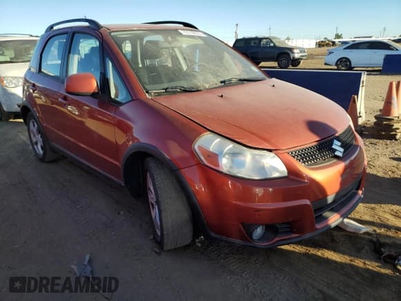 ✅ 2011 Suzuki SX4 Crossover • VIN: JS2YB5A30B6303756 • Лот: 72716674. Опубликован ранее на Copart с пробегом 103 472 миль. Бесплатный доступ к архиву аукционных продаж из США и подробный отчёт об истории автомобиля на DreamBid. Изображение 4.