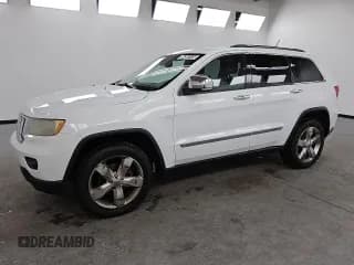 ✅ 2013 Jeep Grand Cherokee Limited • VIN: 1C4RJFBG3DC520134 • Lot: 84387515. Listed on Copart with 153,138 mi. Free auction sales archive from the USA and detailed vehicle history report at DreamBid. Image 1.