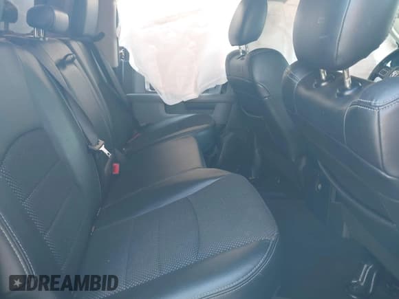 ✅ 2018 Ram 1500 Big Horn • VIN: 1C6RR7LTXJS110515 • Lot: 42573522. Wystawiony na IAAI z przebiegiem 129 270 mil. Bezpłatny archiwum sprzedaży aukcyjnych z USA i szczegółowy raport historii pojazdu na DreamBid. Zdjęcie 8.