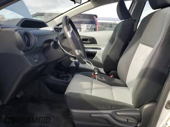 2012 Toyota Prius Two with VIN JTDKDTB3XC1527564, listed as a Copart auction lot 89484385 with 128,250 mi miles and Salvage title. Bid and sale history available at DreamBid. Image 7.