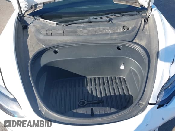 ✅ 2021 Tesla Model 3 Long Range • VIN: 5YJ3E1EB9MF085877 • Lot: 43682788. Wystawiony na IAAI z przebiegiem 57 887 mil. Bezpłatny archiwum sprzedaży aukcyjnych z USA i szczegółowy raport historii pojazdu na DreamBid. Zdjęcie 10.