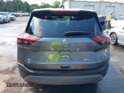 ✅ 2023 Nissan Rogue SV • VIN: JN8BT3BB1PW476446 • Lot: 42961955. Wystawiony na IAAI z przebiegiem 21 881 mil. Bezpłatny archiwum sprzedaży aukcyjnych z USA i szczegółowy raport historii pojazdu na DreamBid. Zdjęcie 16.