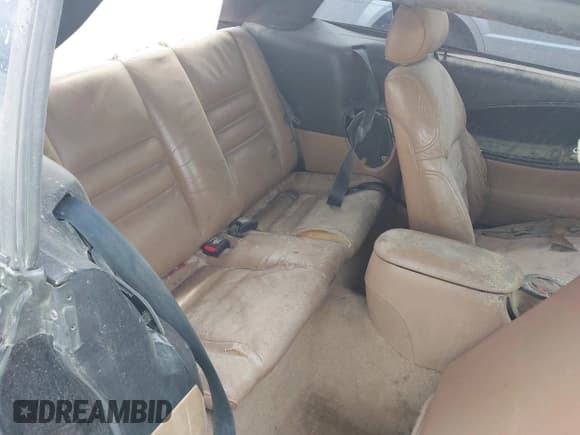 ✅ 1994 Ford Mustang • VIN: 1FALP45TXRF166075 • Lot: 42072112. Listed on IAAI with 101,500 mi. Free auction sales archive from the USA and detailed vehicle history report at DreamBid. Image 8.