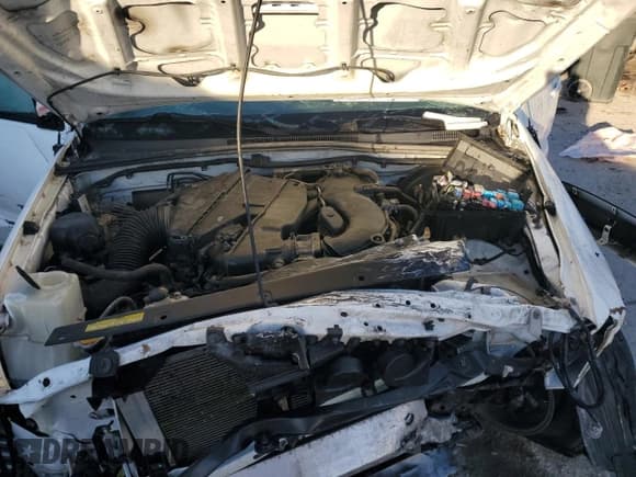 ✅ 2015 Toyota Tacoma • VIN: 3TMLU4EN7FM169001 • Lot: 90856325. Wystawiony na Copart z przebiegiem Nie podano. Bezpłatny archiwum sprzedaży aukcyjnych z USA i szczegółowy raport historii pojazdu na DreamBid. Zdjęcie 11.