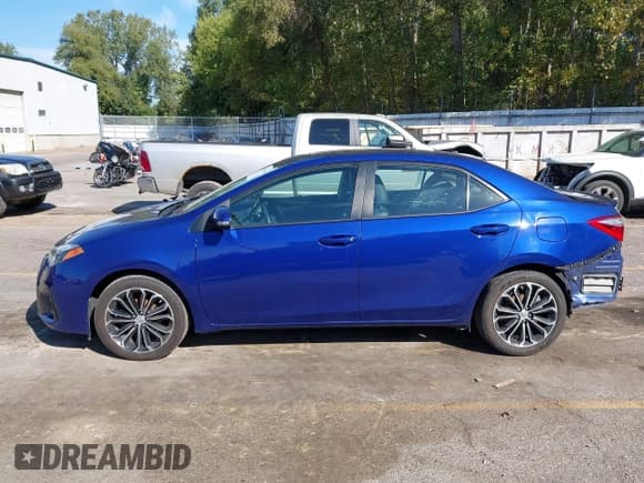 ✅ 2016 Toyota Corolla L • VIN: 2T1BURHE5GC603561 • Lot: 43349390. Listed on IAAI with 99,538 mi. Free auction sales archive from the USA and detailed vehicle history report at DreamBid. Image 14.