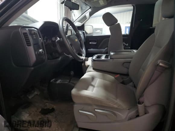 ✅ 2017 Chevrolet Silverado 1500 Work Truck • VIN: 1GCNKNEC8HZ118112 • Лот: 48028955. Опубликован ранее на Copart с пробегом 83 002 миль. Бесплатный доступ к архиву аукционных продаж из США и подробный отчёт об истории автомобиля на DreamBid. Изображение 7.