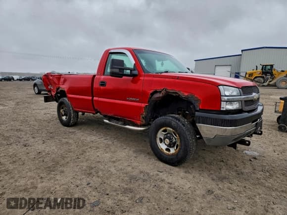 ✅ 2003 Chevrolet Silverado 2500HD Work Truck • VIN: 1GCHK24U83E121677 • Lot: 93303155. Wystawiony na Copart z przebiegiem 160 497 mil. Bezpłatny archiwum sprzedaży aukcyjnych z USA i szczegółowy raport historii pojazdu na DreamBid. Zdjęcie 4.