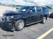 ✅ 2019 Chevrolet Suburban LT • VIN: 1GNSCHKC1KR307933 • Lot: 43463096. Wystawiony na IAAI z przebiegiem 200 666 mil. Bezpłatny archiwum sprzedaży aukcyjnych z USA i szczegółowy raport historii pojazdu na DreamBid. Zdjęcie 2.