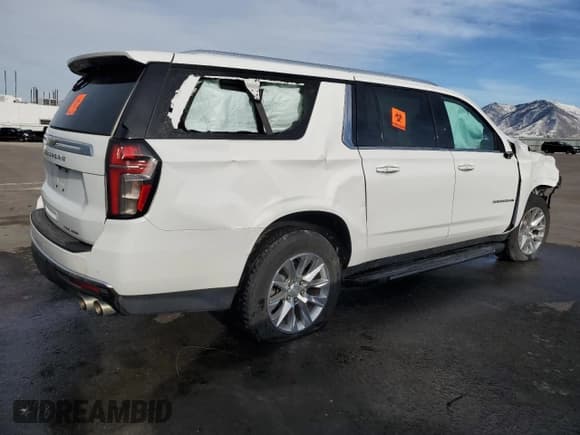 ✅ 2023 Chevrolet Suburban Premier • VIN: 1GNSKFKD2PR298800 • Lot: 80993954. Wystawiony na Copart z przebiegiem Nie podano. Bezpłatny archiwum sprzedaży aukcyjnych z USA i szczegółowy raport historii pojazdu na DreamBid. Zdjęcie 3.