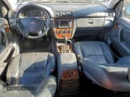 ✅ 2000 Mercedes-Benz M 320/430/500 • VIN: 4JGAB54E0YA213386 • Лот: 96562075. Опубликован ранее на Copart с пробегом 155 123 миль. Бесплатный доступ к архиву аукционных продаж из США и подробный отчёт об истории автомобиля на DreamBid. Изображение 8.