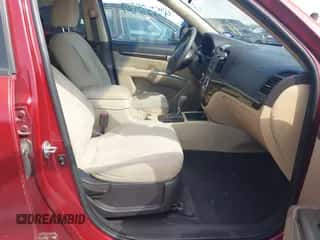 2010 Hyundai Santa Fe GLS with VIN 5NMSG3AB0AH404679, listed as a IAAI auction lot 43552927 with 222,748 mi miles and . Bid and sale history available at DreamBid. Image 5.