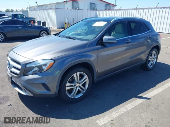✅ 2017 Mercedes-Benz GLA 250 • VIN: WDCTG4GB0HJ319390 • Лот: 42664232. Опубликован ранее на IAAI с пробегом 65 404 миль. Бесплатный доступ к архиву аукционных продаж из США и подробный отчёт об истории автомобиля на DreamBid. Изображение 2.