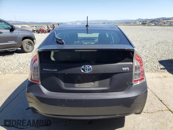 ✅ 2014 Toyota Prius One • VIN: JTDKN3DU5E1761939 • Lot: 63533325. Listed on Copart with 160,903 mi. Free auction sales archive from the USA and detailed vehicle history report at DreamBid. Image 6.