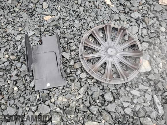 2015 Chevrolet Malibu LT z VIN 1G11C5SL0FF280212, wystawiony jako Copart lot #86427895 z przebiegiem 120 542 mil mil oraz Szkoda całkowita • Salvage title. Historia ofert i sprzedaży dostępna na DreamBid. Obrazek 12.