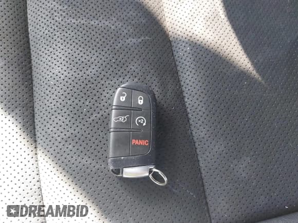 ✅ 2019 Jeep Grand Cherokee Upland • VIN: 1C4RJFAG7KC837588 • Lot: 43133931. Listed on IAAI with 54,388 mi. Free auction sales archive from the USA and detailed vehicle history report at DreamBid. Image 11.