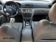 ✅ 2007 Hyundai Sonata SE • VIN: 5NPEU46F27H294687 • Лот: 74227744. Опубликован ранее на Copart с пробегом 139 128 миль. Бесплатный доступ к архиву аукционных продаж из США и подробный отчёт об истории автомобиля на DreamBid. Изображение 8.