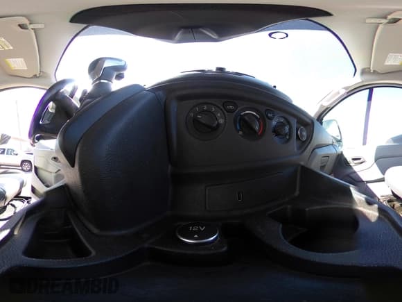 ✅ 2017 Ford Transit • VIN: 1FTYR2YM0HKA50926 • Lot: 41742284. Listed on IAAI with 73,913 mi. Free auction sales archive from the USA and detailed vehicle history report at DreamBid. Image 18.