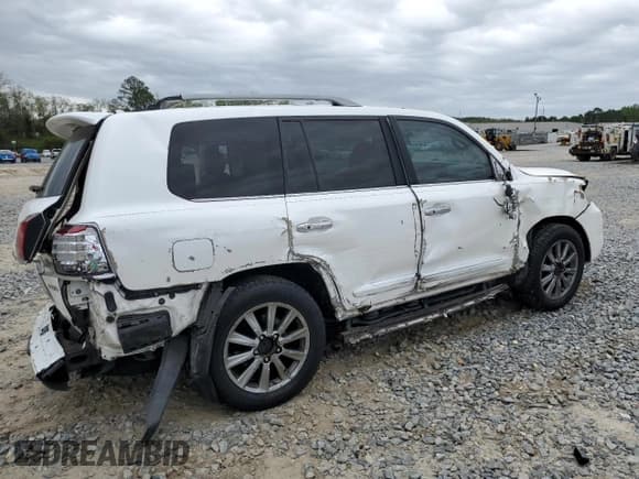✅ 2009 Lexus LX 570 • VIN: JTJHY00W394023419 • Lot: 48449144. Listed on Copart with 231,719 mi. Free auction sales archive from the USA and detailed vehicle history report at DreamBid. Image 3.