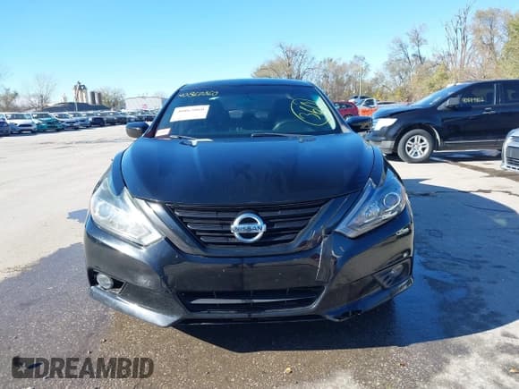 ✅ 2018 Nissan Altima SV • VIN: 1N4AL3AP9JC274313 • Lot: 40862060. Listed on IAAI with 65,797 mi. Free auction sales archive from the USA and detailed vehicle history report at DreamBid. Image 12.
