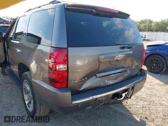 2011 Chevrolet Tahoe LTZ с VIN 1GNSKCE02BR397679, выставлен на аукционе IAAI как лот 42020606 с пробегом 188 056 миль миль и . История ставок и продаж доступна на DreamBid. Изображение 6.