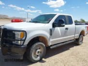 ✅ 2017 Ford F-250 XLT • VIN: 1FT7X2B65HEF18207 • Лот: 43143374. Опубликован ранее на IAAI с пробегом 139 009 миль. Бесплатный доступ к архиву аукционных продаж из США и подробный отчёт об истории автомобиля на DreamBid. Изображение 13.