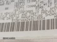 ✅ 2004 Toyota Sequoia SR5 • VIN: 5TDBT44A24S215554 • Lot: 43040836. Listed on IAAI with 139,586 mi. Free auction sales archive from the USA and detailed vehicle history report at DreamBid. Image 9.